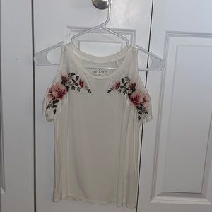 American Eagle Cut Out Shoulder Shirt